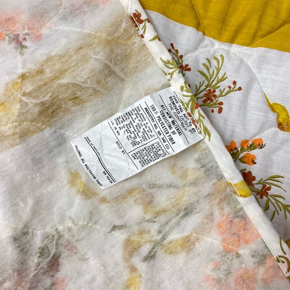 Vintage 70s Golden Yellow Striped Floral Print Bedspread Comforter 91”x 102” - Picture 7 of 9